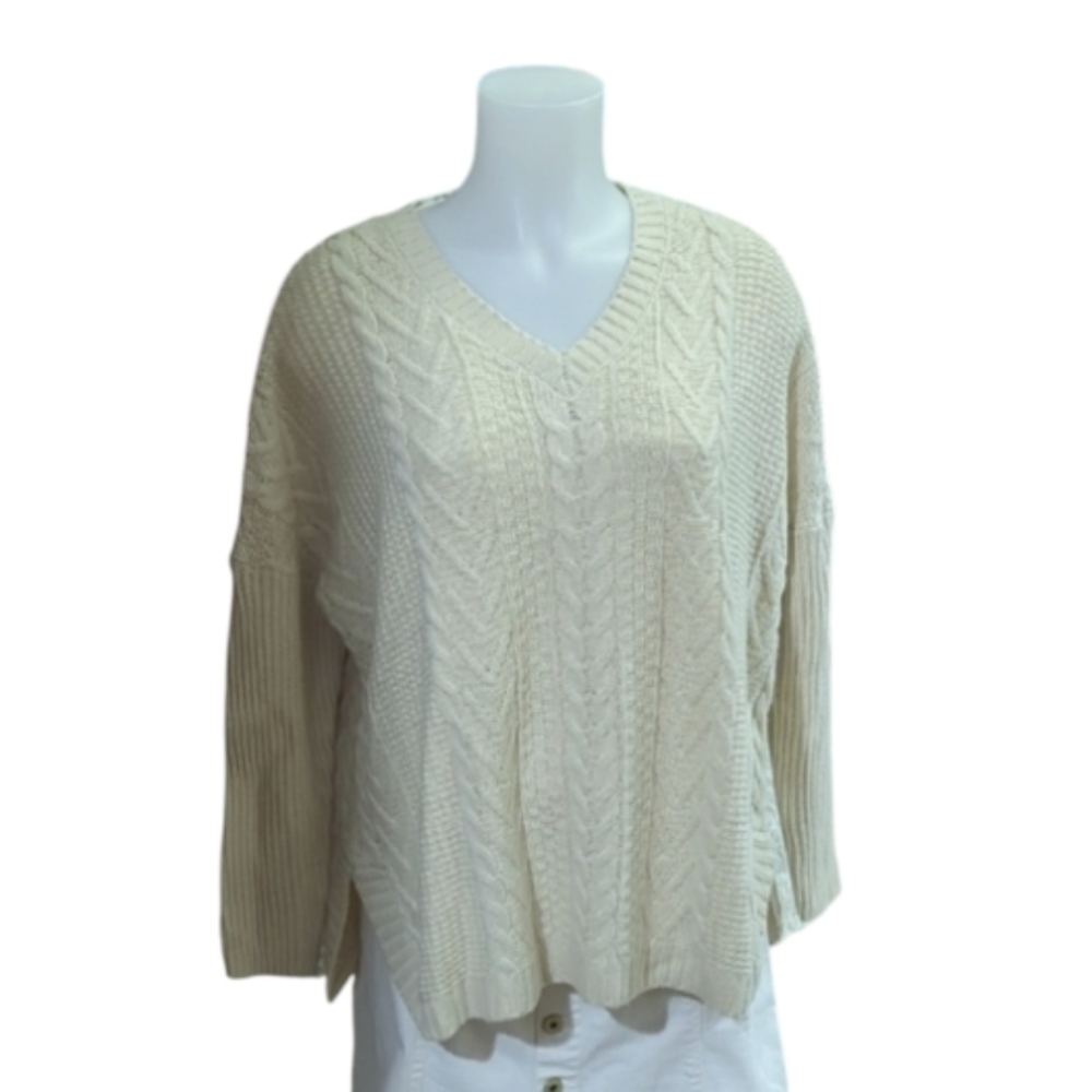 Natural Reflections® Cream Cable Knit V-Neck Sweater – Size Small